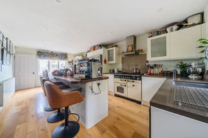 Photo 23- click for photo gallery